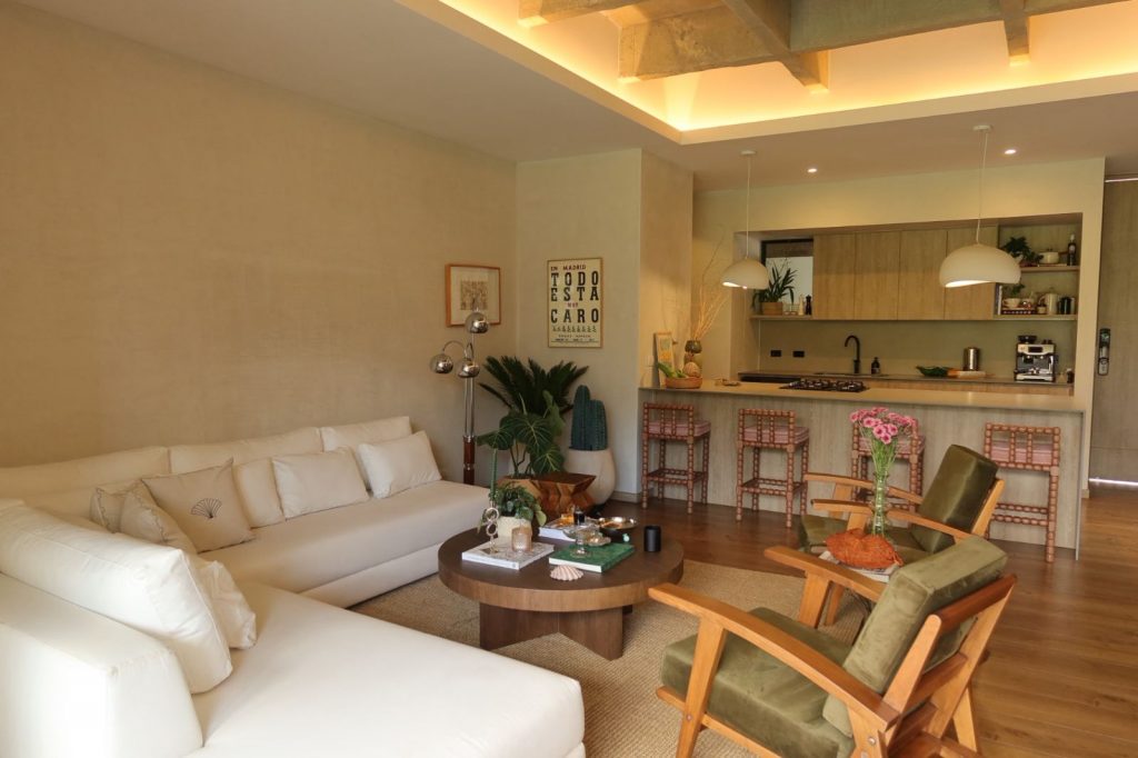 WhatsApp Image 2025-12-03 at 11.40.14 AM (1)